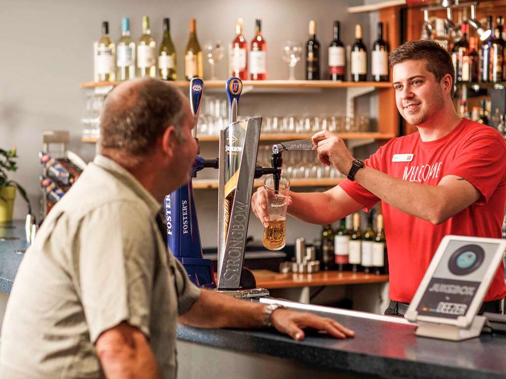 Ibis Liverpool Centre Albert Dock - Liverpool One מסעדה תמונה